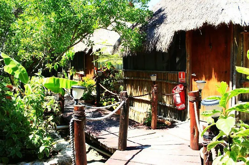Hotel Maya Cabanas Y Cenote Tulum 2*,